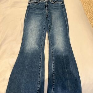Mother jeans, weekender fray, walking on coals, size 28, worn once